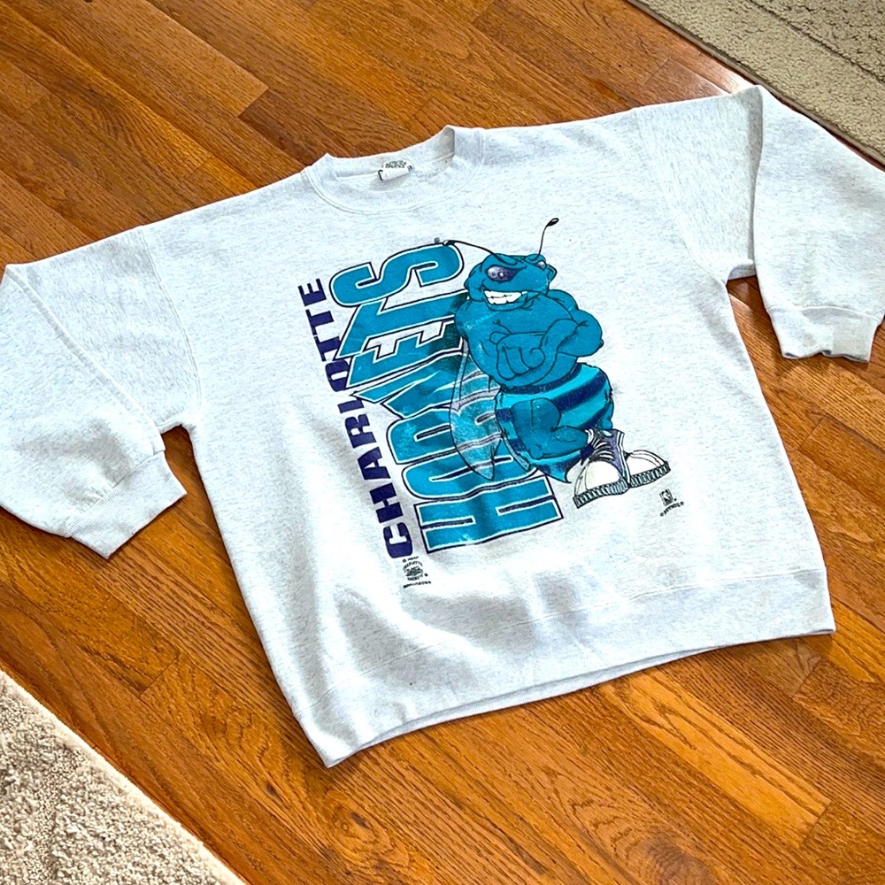 Vintage Charlotte Hornets CrewNeck
